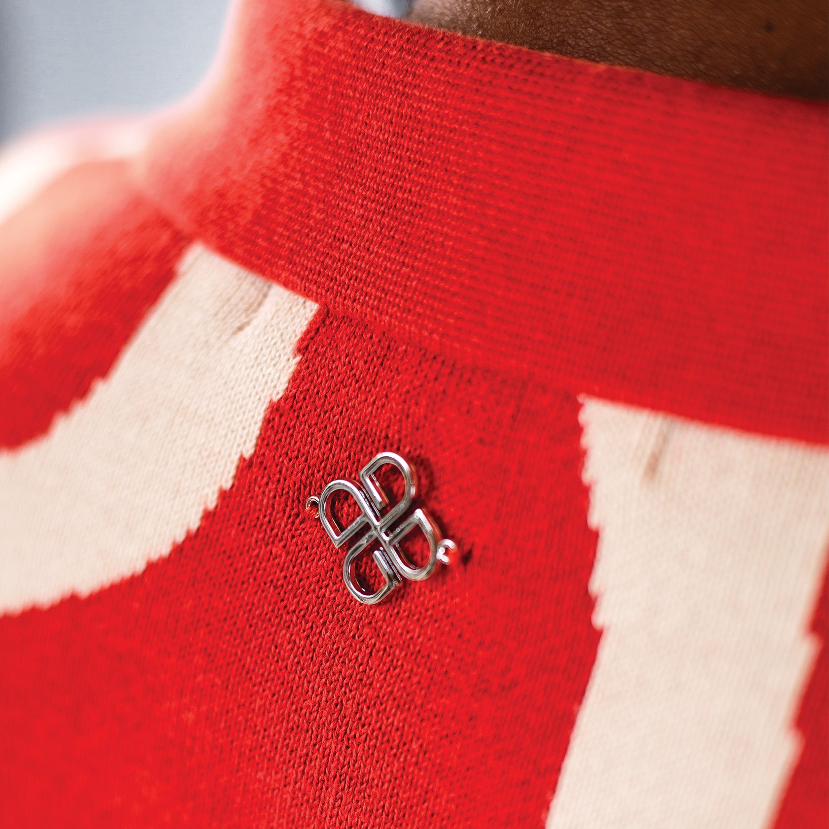 Udarkie infinite metallic pin